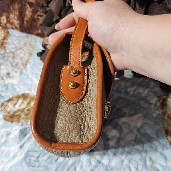 RARE Vintage Dooney and Bourke AWL 90s Mini  Crossbody - Picture 4 of 8